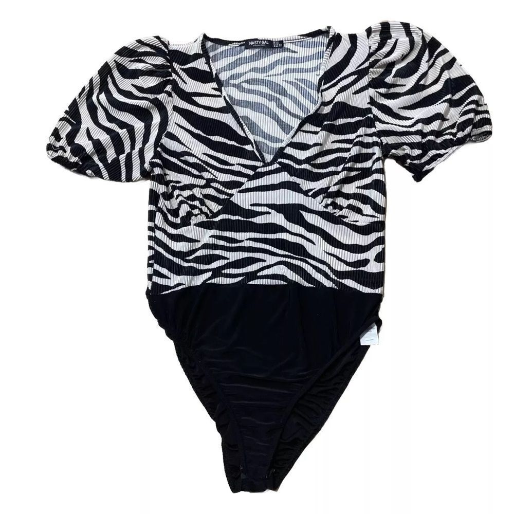 NASTYGAL Zebra Bodysuit Womens US 12 Puff Sleeve Stretch 1Piece Crinkle Pleat V